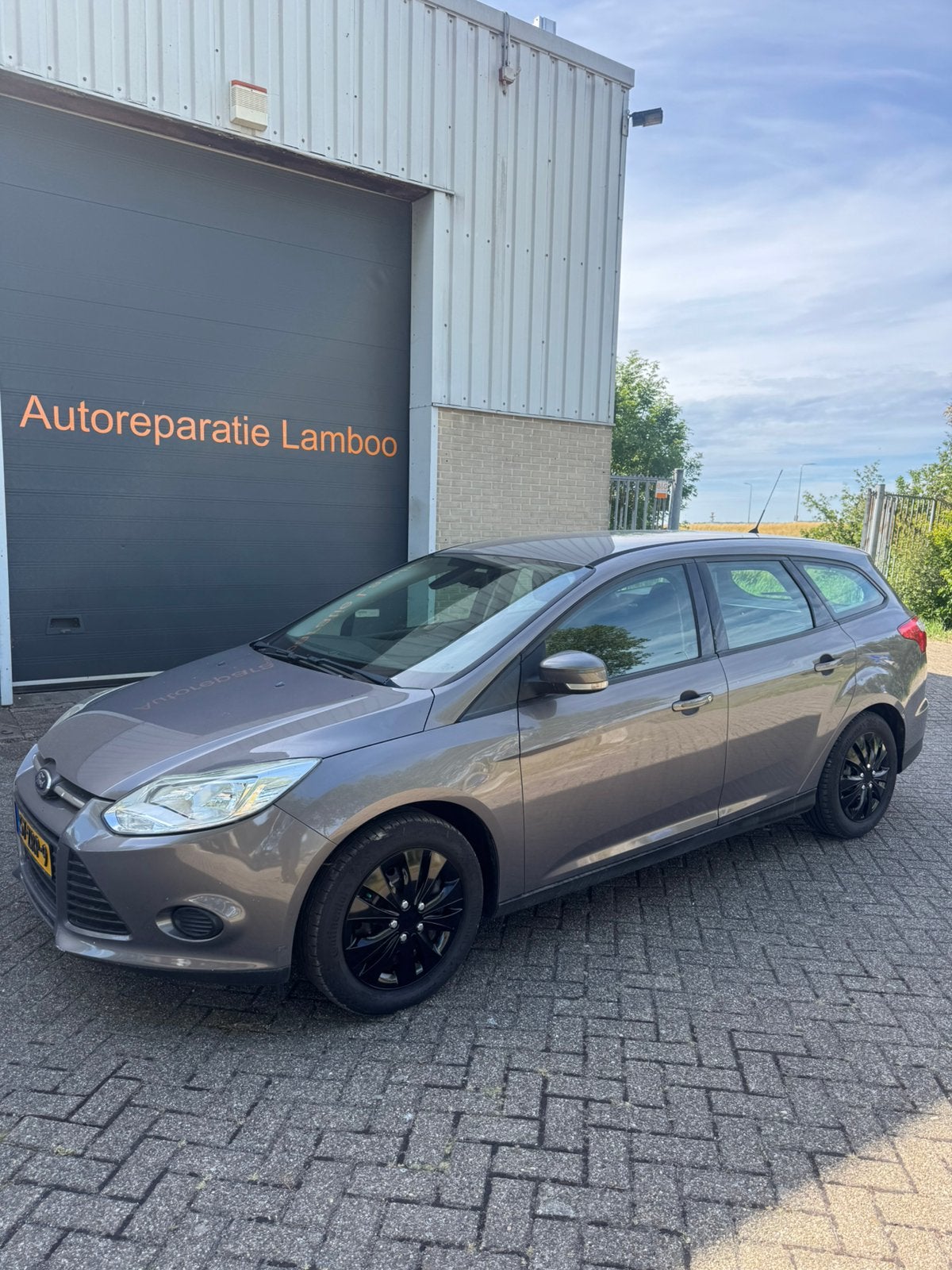 Ford Focus 1.0 Ecoboost 74KW Wagon 2013 Bruin, Stof, Zwart, Bruin, 100 pk