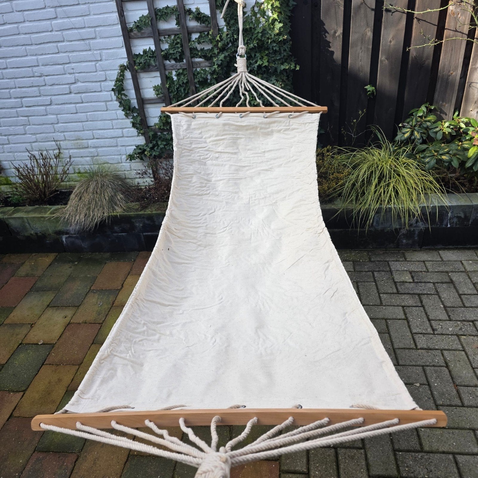 Nieuwe katoenen hangmat 200x80 cm met houten spreidstokken, Ophalen, Nieuw, Met standaard, Eenpersoons