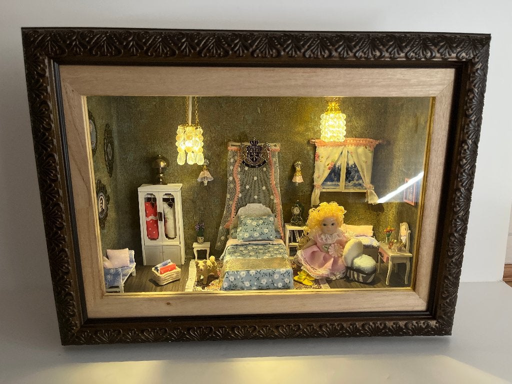 Poppenhuis miniatuur Slaapkamer - kijkkast – roombox, Verzenden, Zo goed als nieuw, Poppenhuis