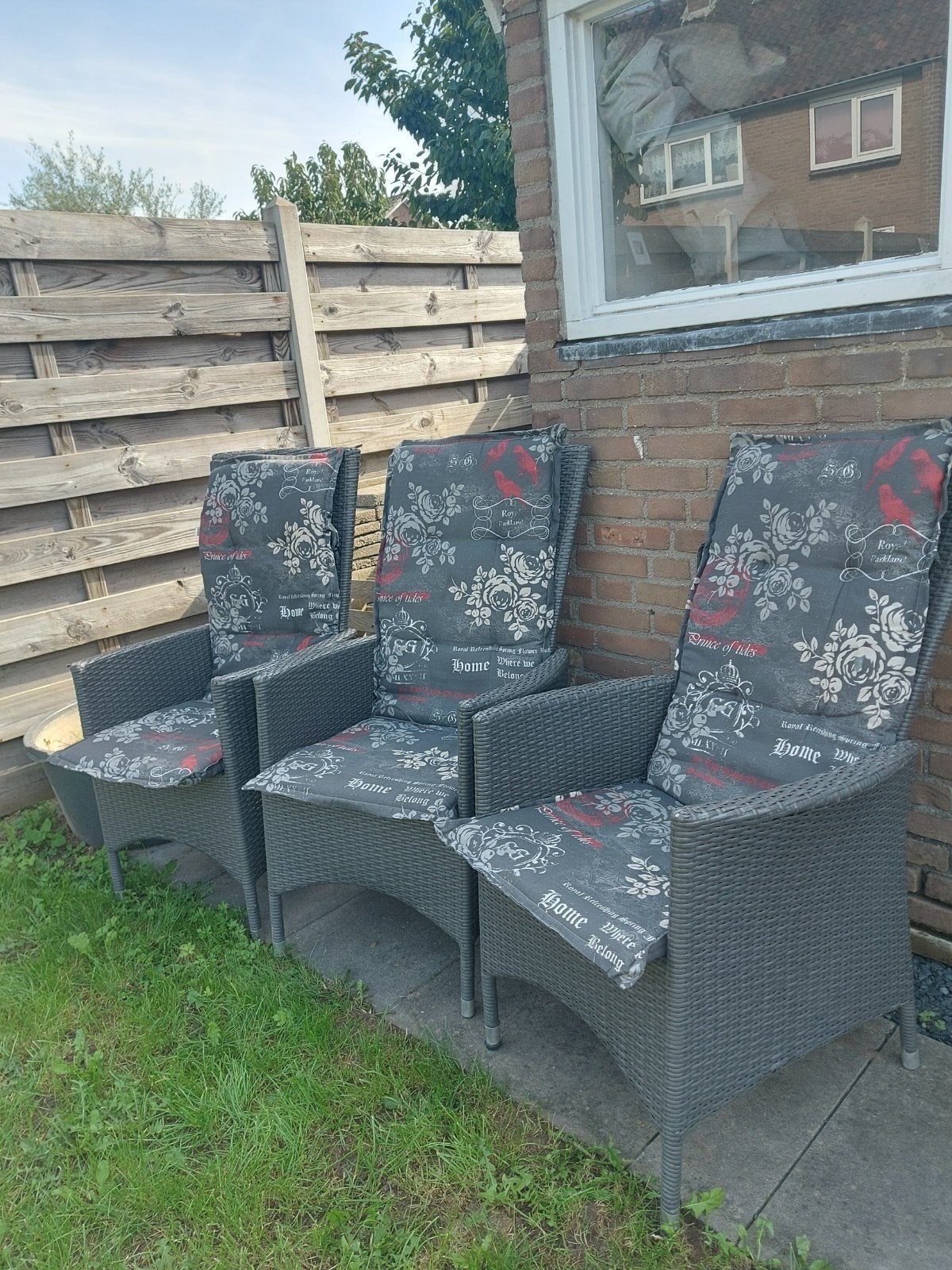 3 tuinstoelen met verstelbare rugleuning en tuinkussens, Ophalen, Gebruikt, Stoel, 3 zitplaatsen