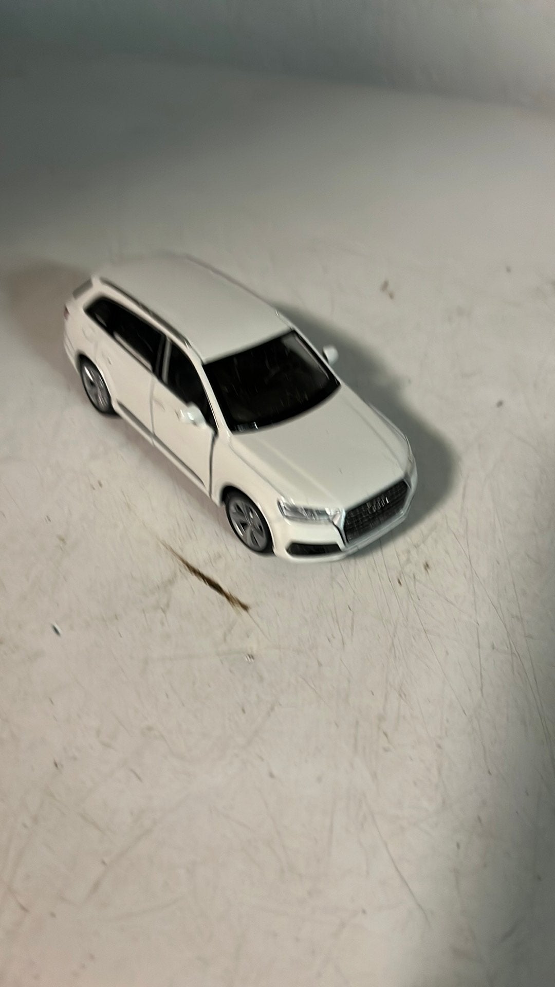 Welly Audi Q7, Ophalen of Verzenden, Zo goed als nieuw, Auto