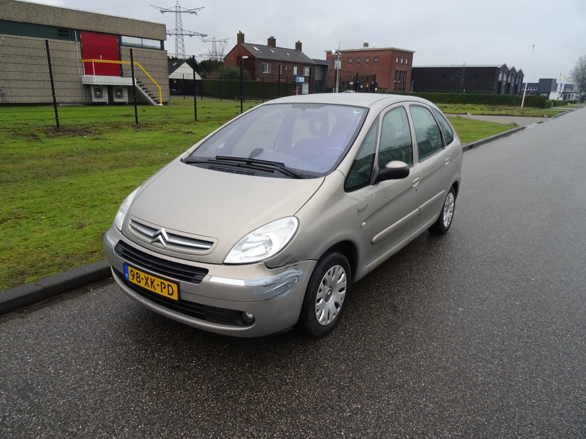 Citroen Xsara Picasso 1.6i-16V Caractère, 4 cilinders, Beige, Handgeschakeld, 1587 cc