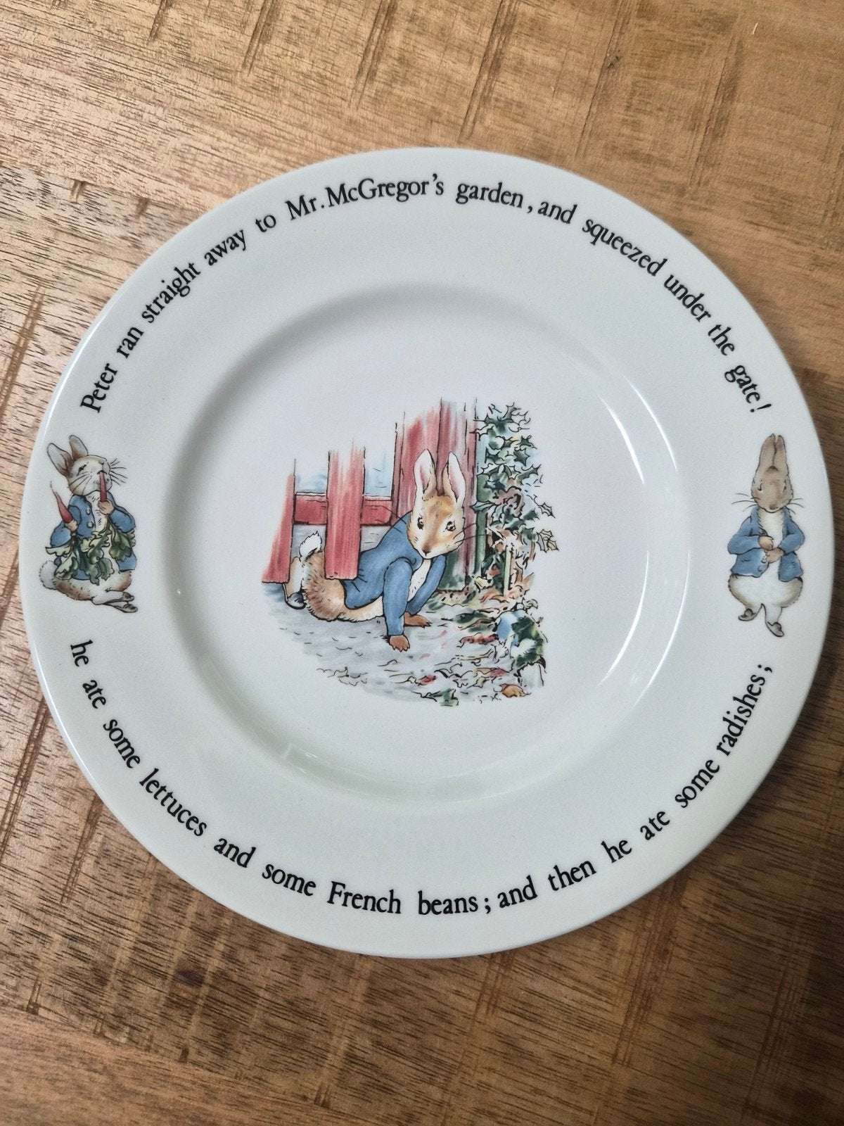 Wedgwood Peter Rabbit bord - Beatrix Potter Designs, Nieuw, Ophalen of Verzenden, Bord(en), Wedgwood