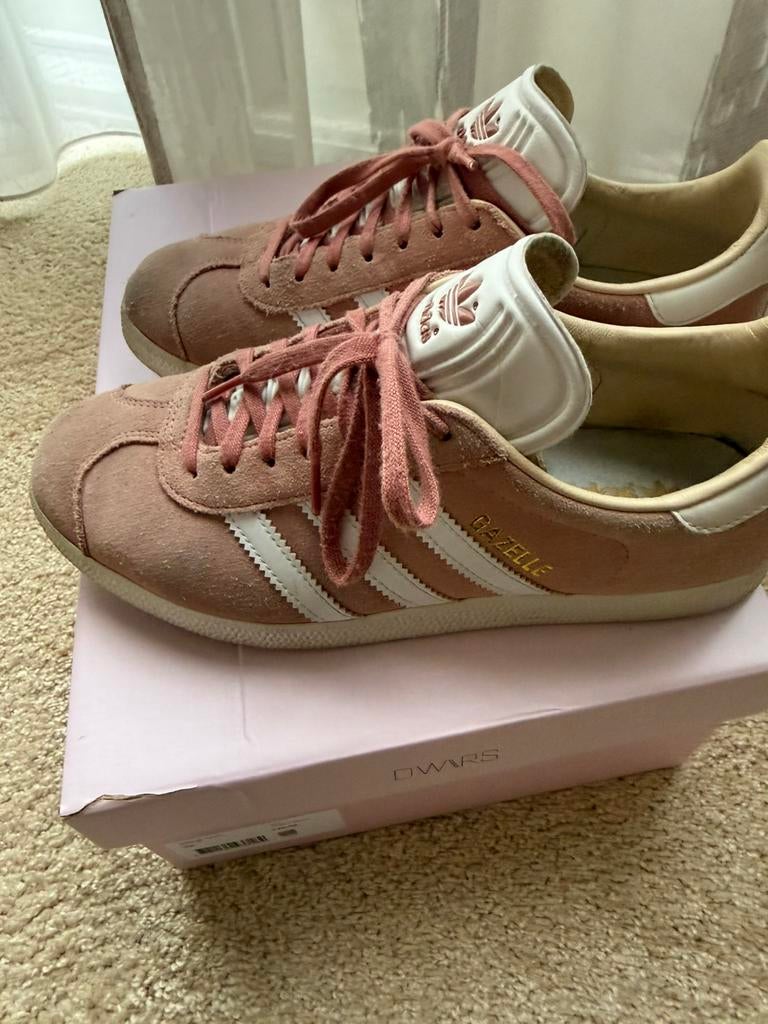 Adidas gazelle 38 2/3, Ophalen of Verzenden, Roze, Sneakers of Gympen, Zo goed als nieuw
