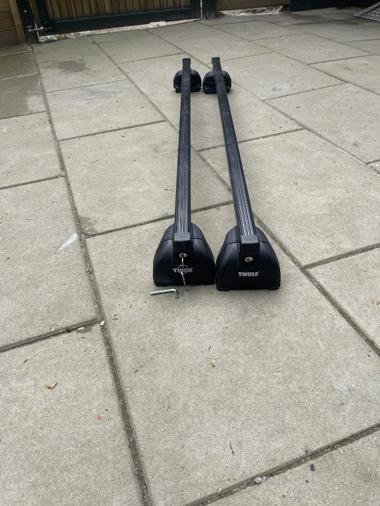 Thule dakdragers Seat Leon ST 2012-2020 met dakrail, Ophalen, Zo goed als nieuw