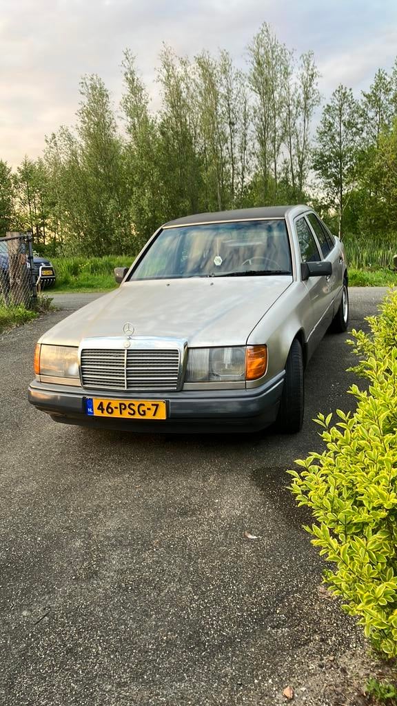 Mercedes-Benz Mercedes 1985 belastingvrij APK februari 2027, Automaat, Zwart, 2996 cc, 113 pk