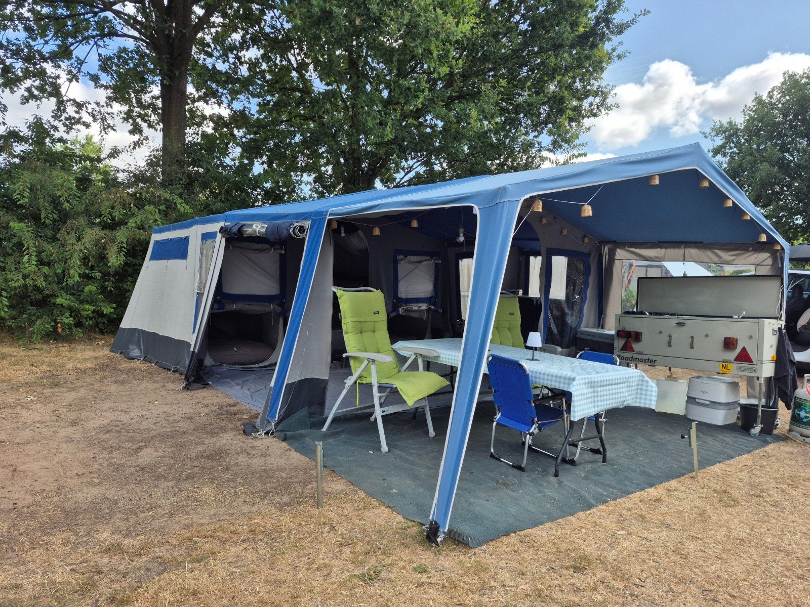 Roadmaster 6-8 persoons vouwwagen, Ophalen