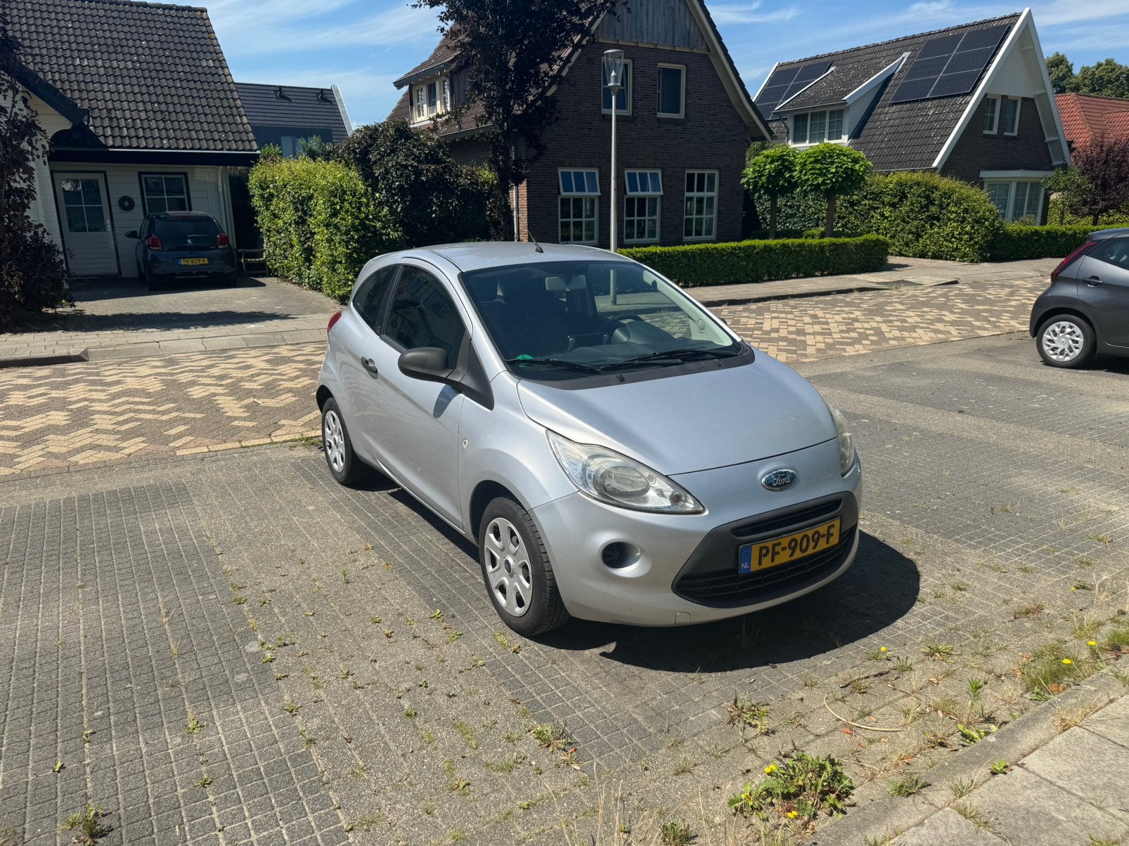 Ford Ka 1.2 Cool&Sound | Airco | CarPlay, Voorwielaandrijving, Stof, 1242 cc, 4 cilinders