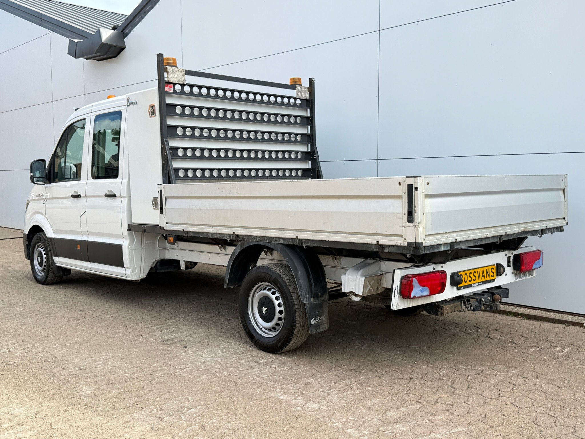 MAN TGE 3.140 2.0 TDI Automaat Open Laadbak Kist Dubbele cab, Automaat, Gebruikt, Euro 6, 2255 kg