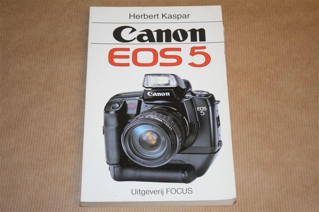 Boek over de Canon EOS 5, Ophalen of Verzenden, Zo goed als nieuw, Fotografen