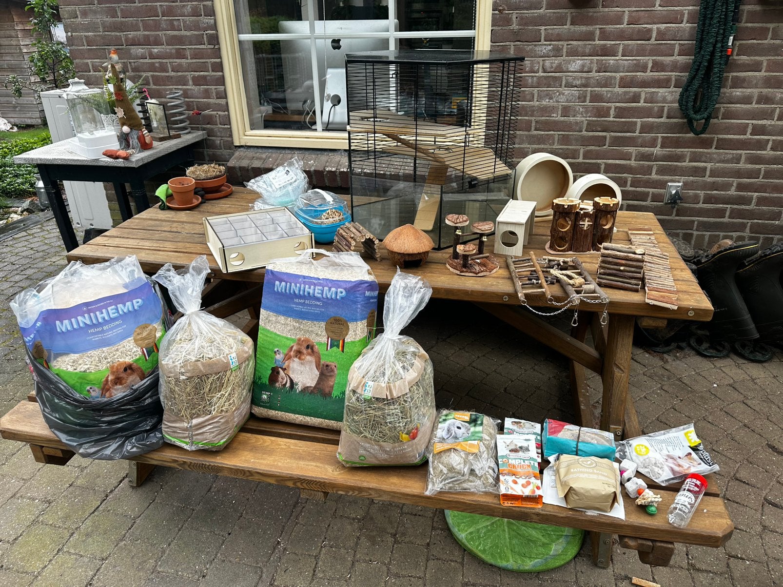 Hansterkooi glas / hout / helemaal compleet :), Dieren en Toebehoren, Kooi, Minder dan 75 cm, Zo goed als nieuw, Hamster