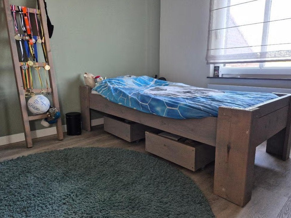 1-persoonsbed met 2 opbergbakken € 25), Ophalen, Gebruikt, 90 cm, Eenpersoons