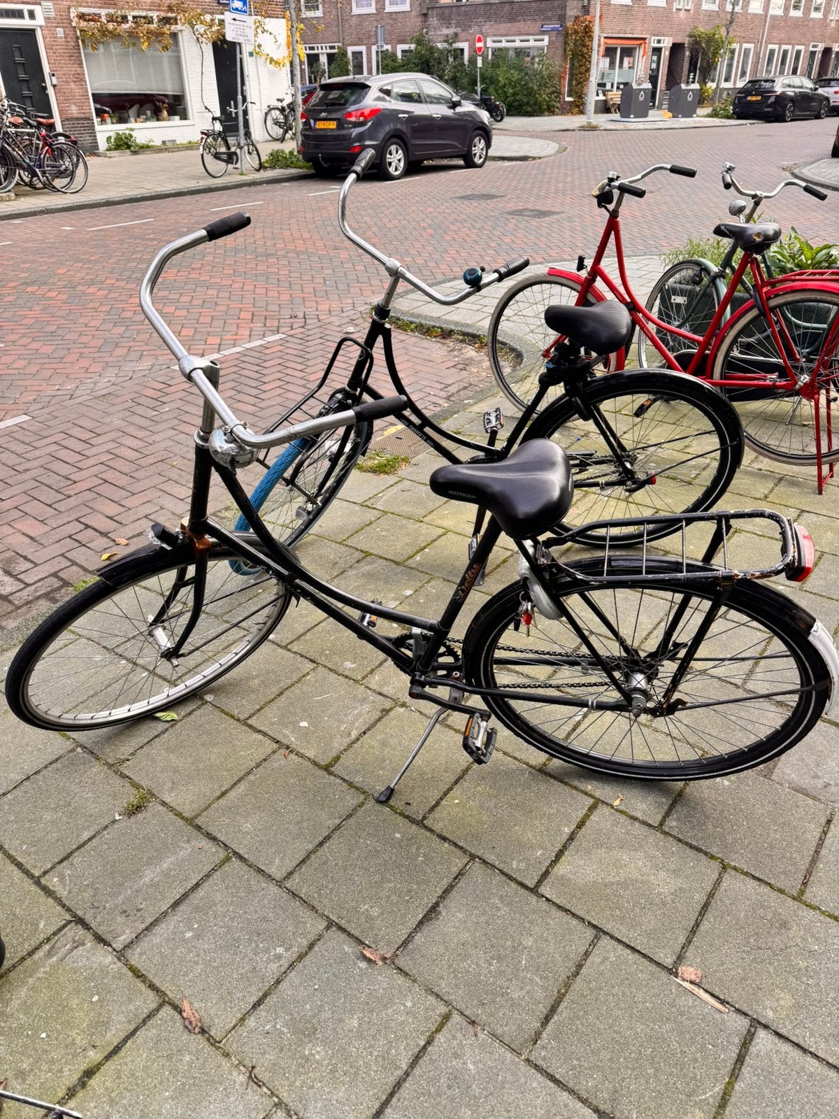 Zwarte damesfiets met bagagedrager, Fietsen en Brommers, Ophalen, Gebruikt, Overige merken