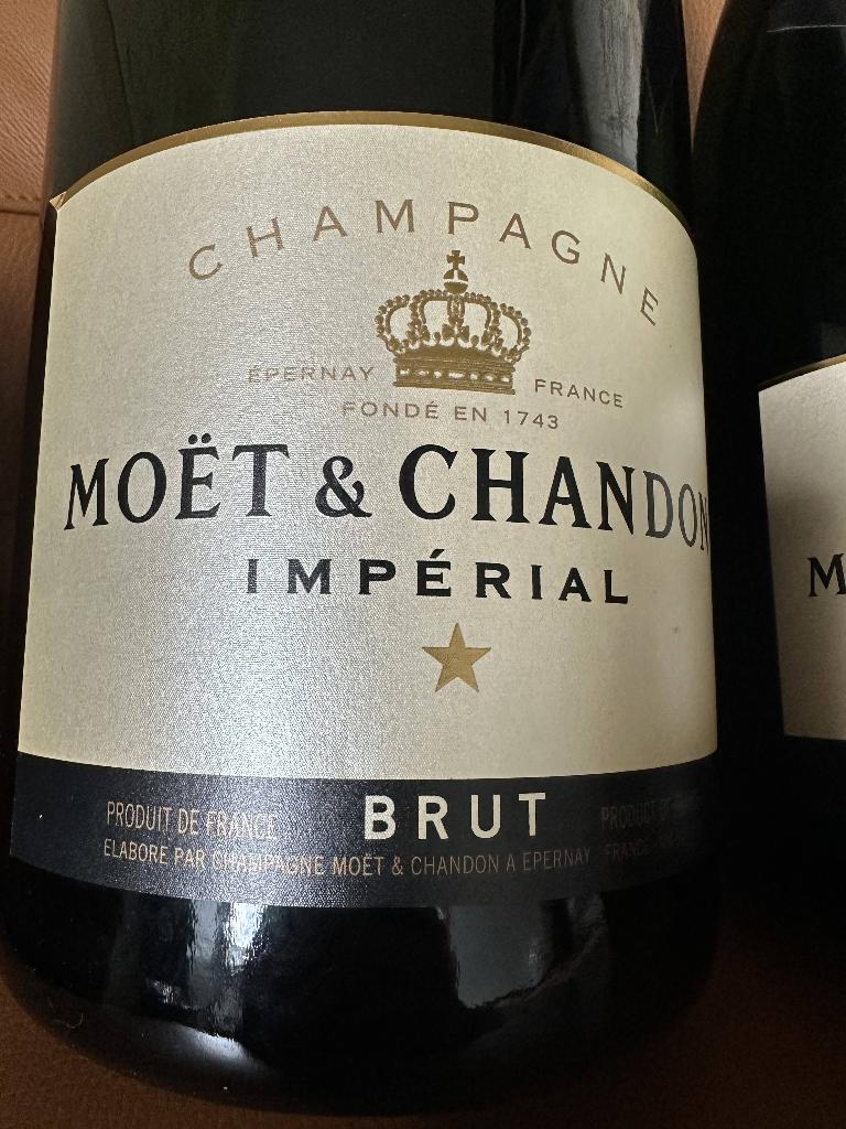 Moët & Chandon dummy, Ophalen of Verzenden