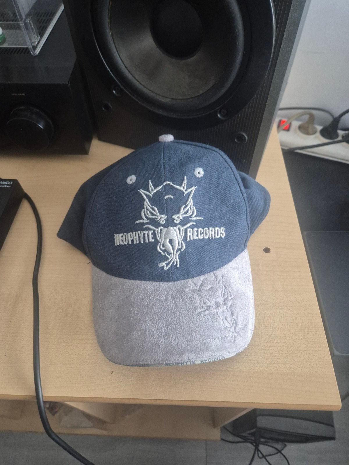 Nieuwe Neophyte Records Pet - Nooit Gedragen, Neophyte Records, Nieuw, Pet, One size fits all