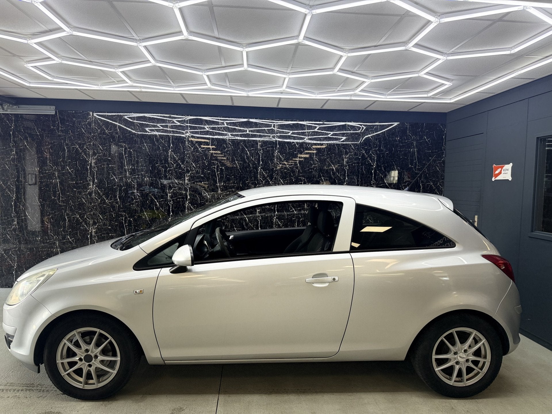 Opel Corsa 1.2-16V Enjoy (bj 2008), Auto's, Opel, Voorwielaandrijving, Automatische klimaatregeling, 450 kg, 82 pk
