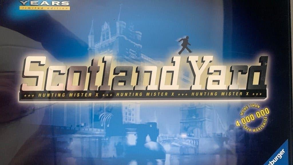 Spel Scotland Yard in blik, Hobby en Vrije tijd, Gezelschapsspellen | Bordspellen, Ophalen of Verzenden, Zo goed als nieuw