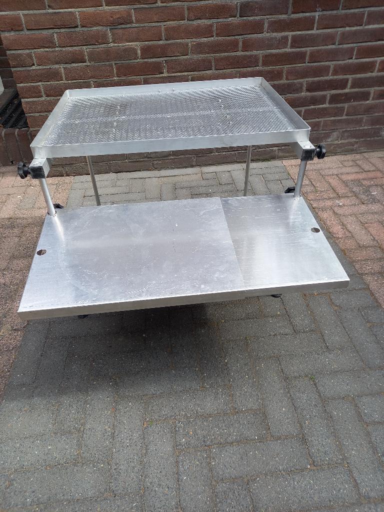 Hengelsport. Visplateau, vistas en vis trolley., Ophalen, Gebruikt, Overige typen