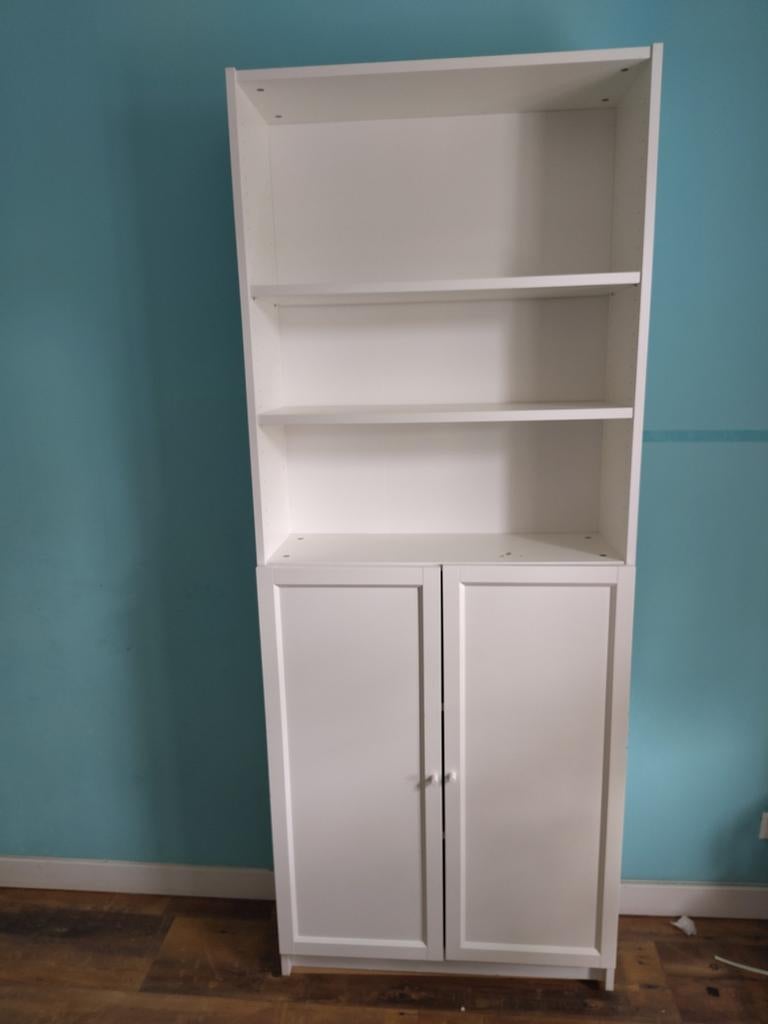 IKEA Billy Boekenkast (80*28*202) met Oxberg deuren (40*97), Huis en Inrichting, Kasten | Boekenkasten, Ophalen, 200 cm of meer