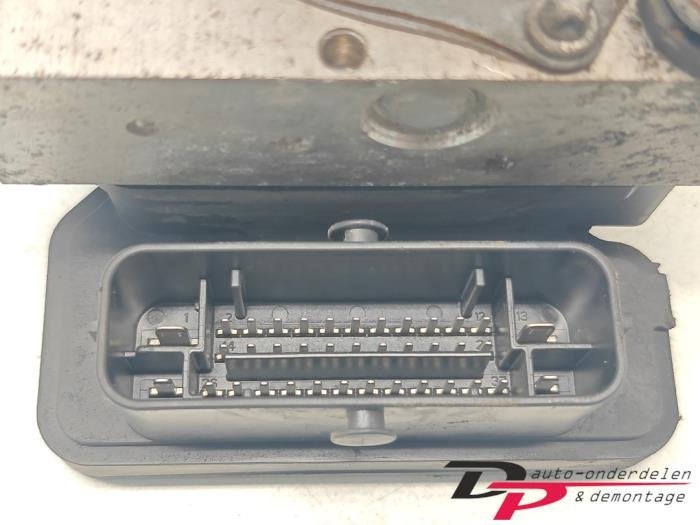 ABS Pomp van een Peugeot 108, Gebruikt, -, -, Ophalen of Verzenden