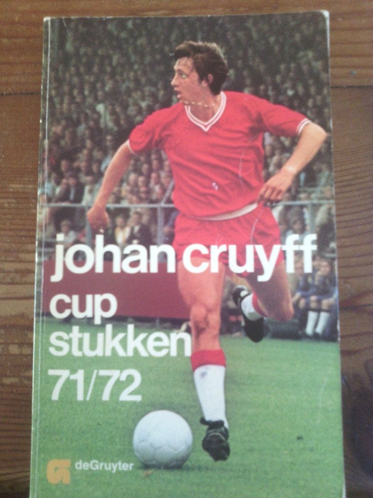 voetbalboek- Johan Cruijff -Cupstukken 71/72, Boeken, Ophalen of Verzenden, Gelezen, Balsport