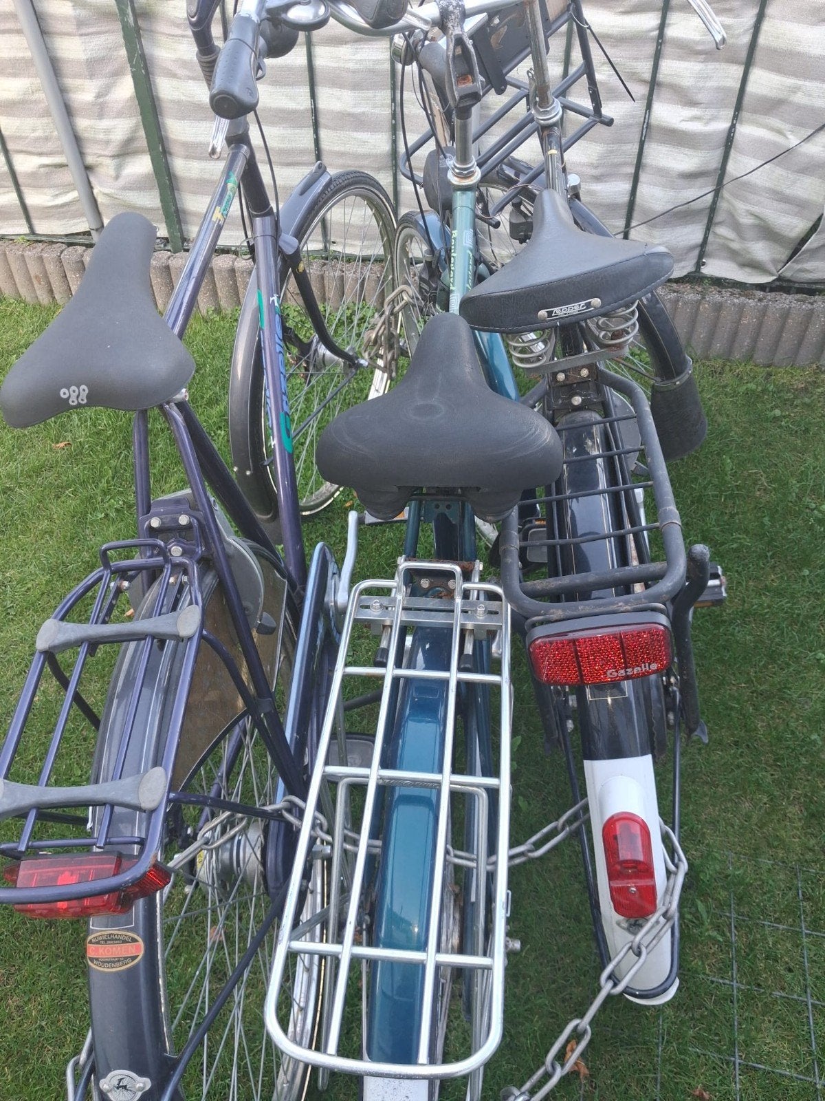 3 fietsen, Ophalen, Gazelle