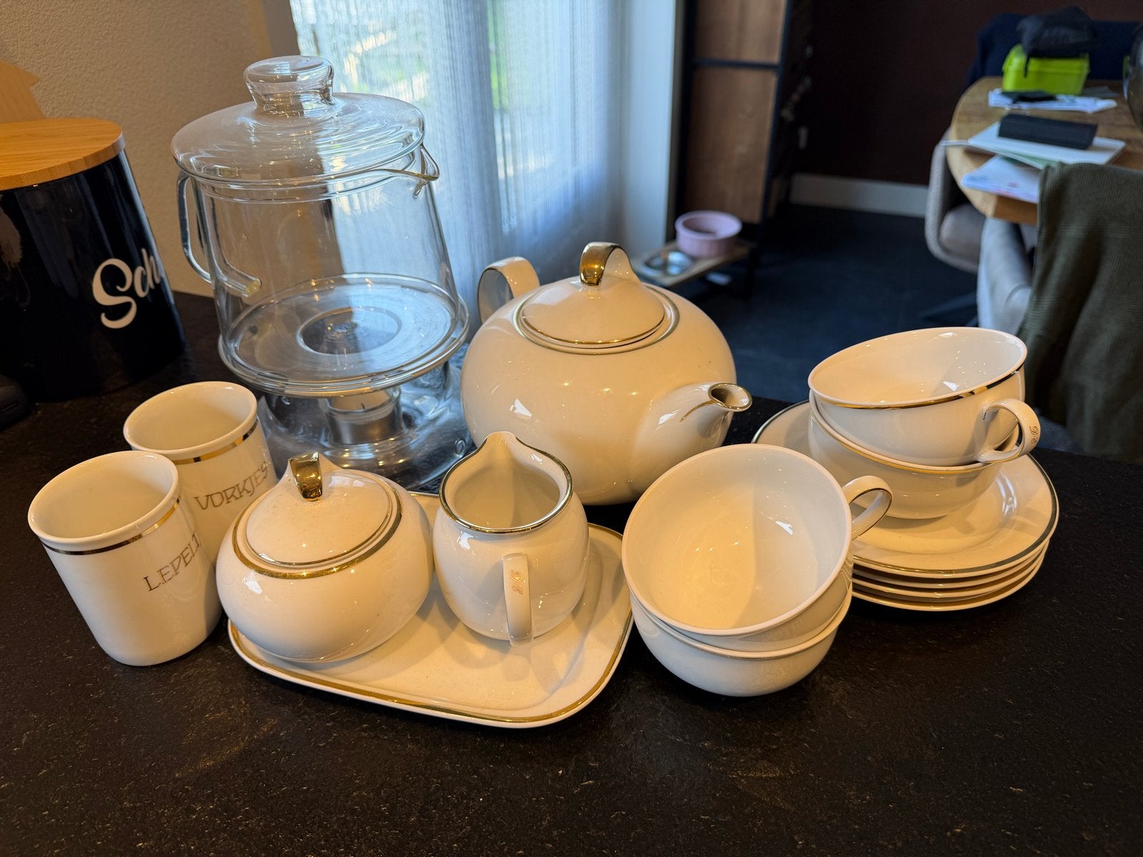 Winterling Schwarzenbach Theeservies met theewarmer, Ophalen