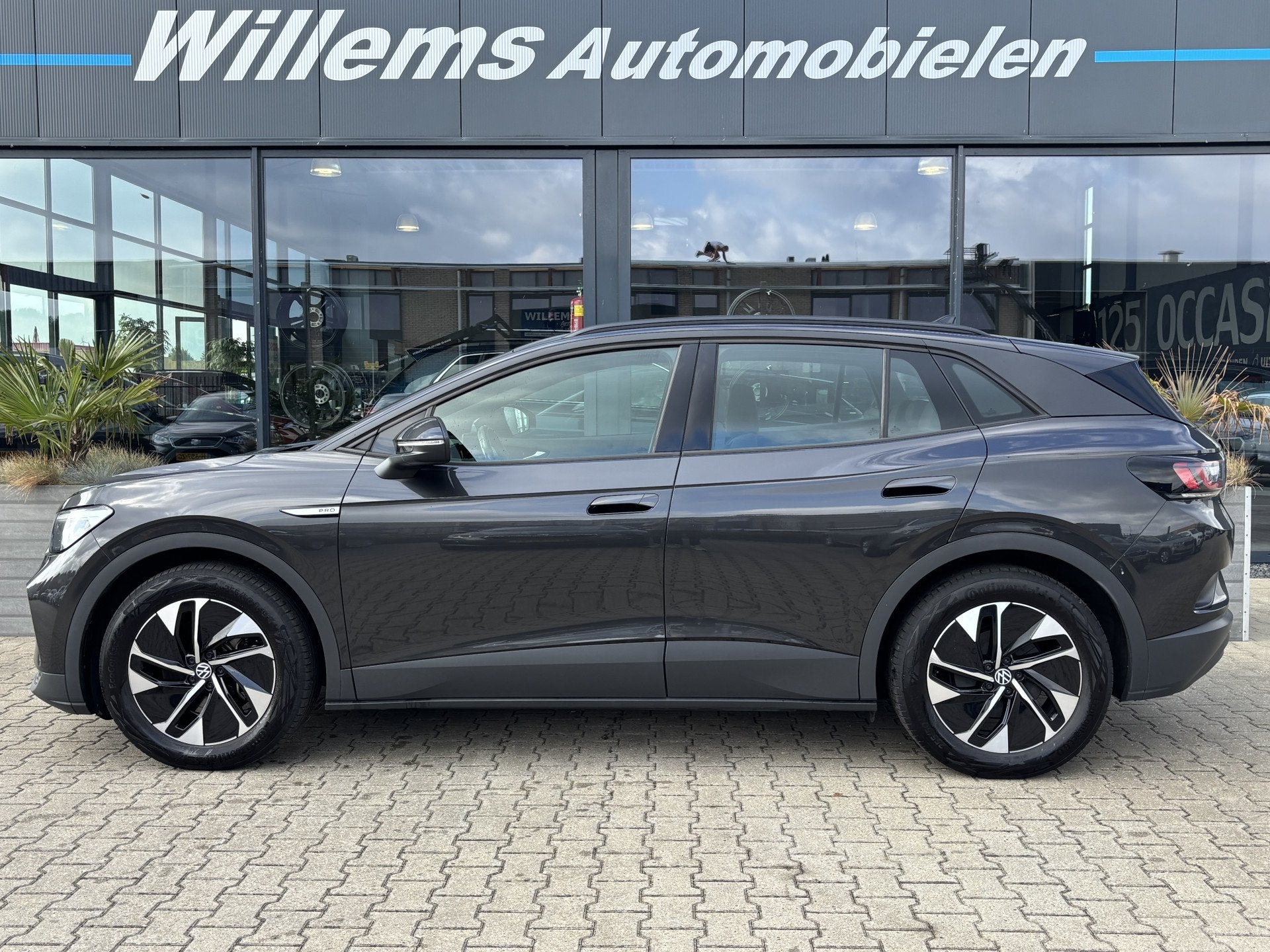 Volkswagen ID.4 Life 77 kWh Winterpakket, Adaptive Cruise &, Auto's, Automaat, Achterwielaandrijving, Gebruikt, 495 min