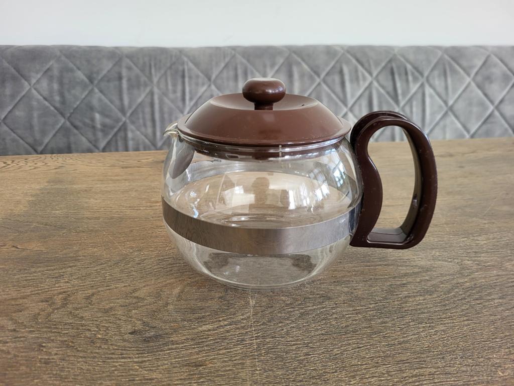 Oude vintage bruine Pyrex glazen theepot, Ophalen of Verzenden, Zo goed als nieuw