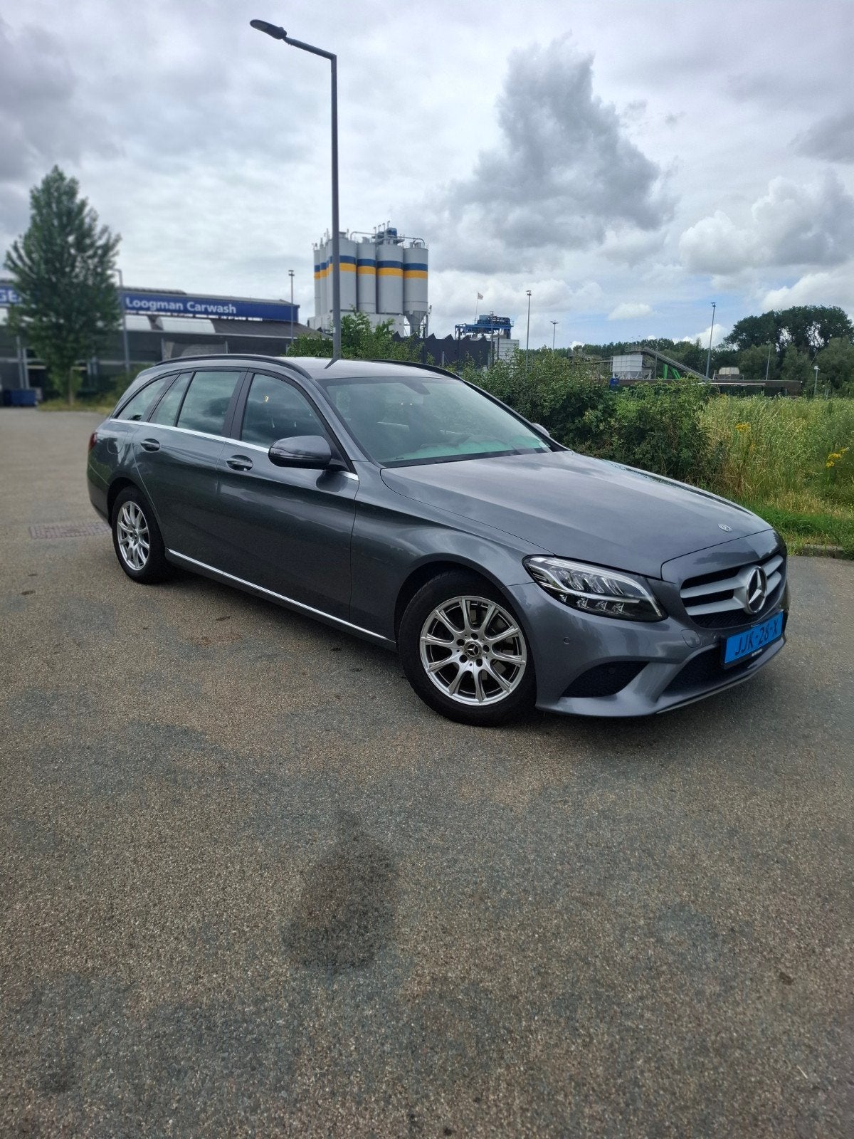 Taxi klaar, Automaat, Achterwielaandrijving, 1800 kg, 4 cilinders