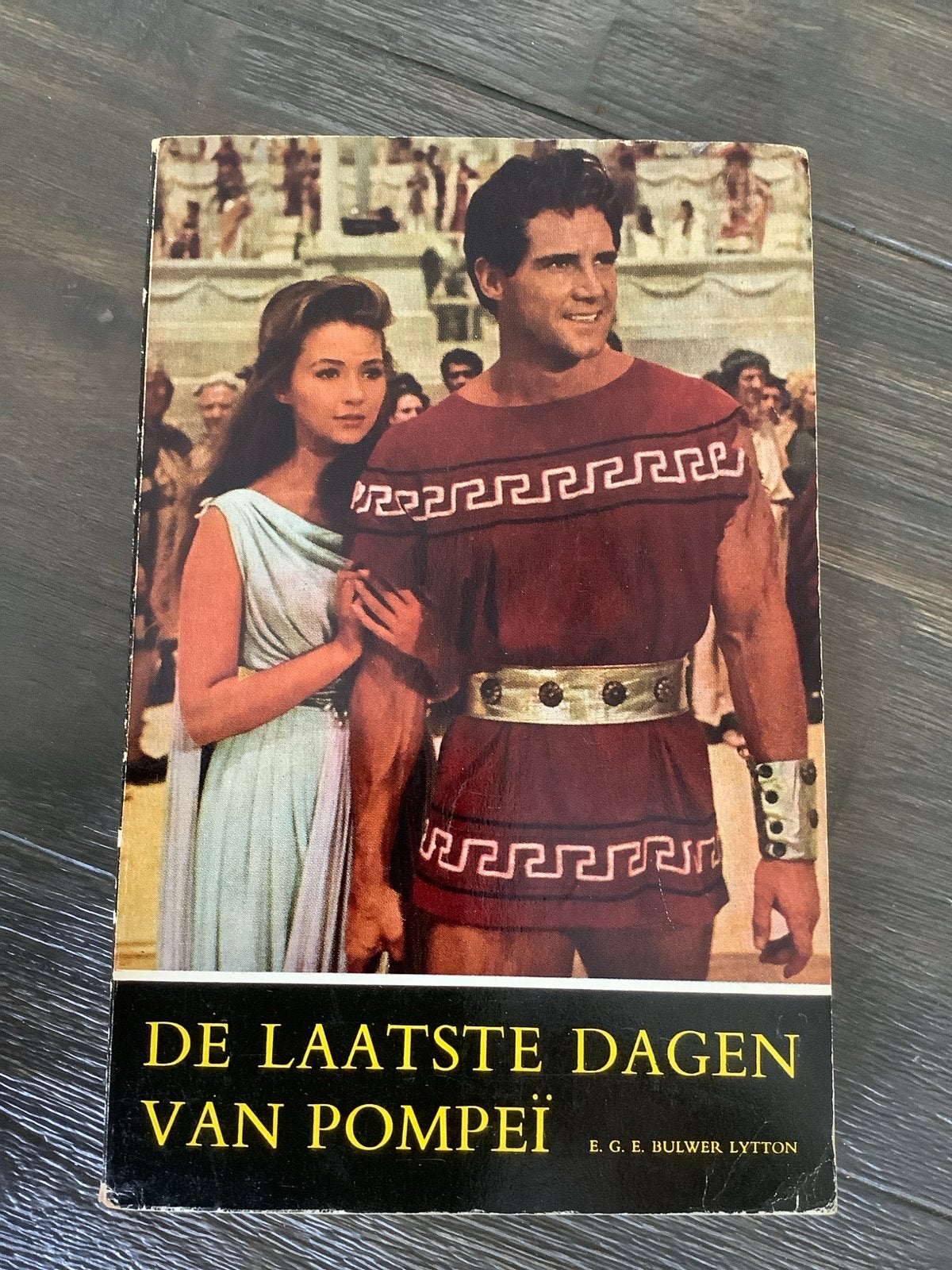 De Laatste Dagen van Pompeï - E. G. E. Bulwer Lytton, Ophalen of Verzenden, Gelezen, Nederland