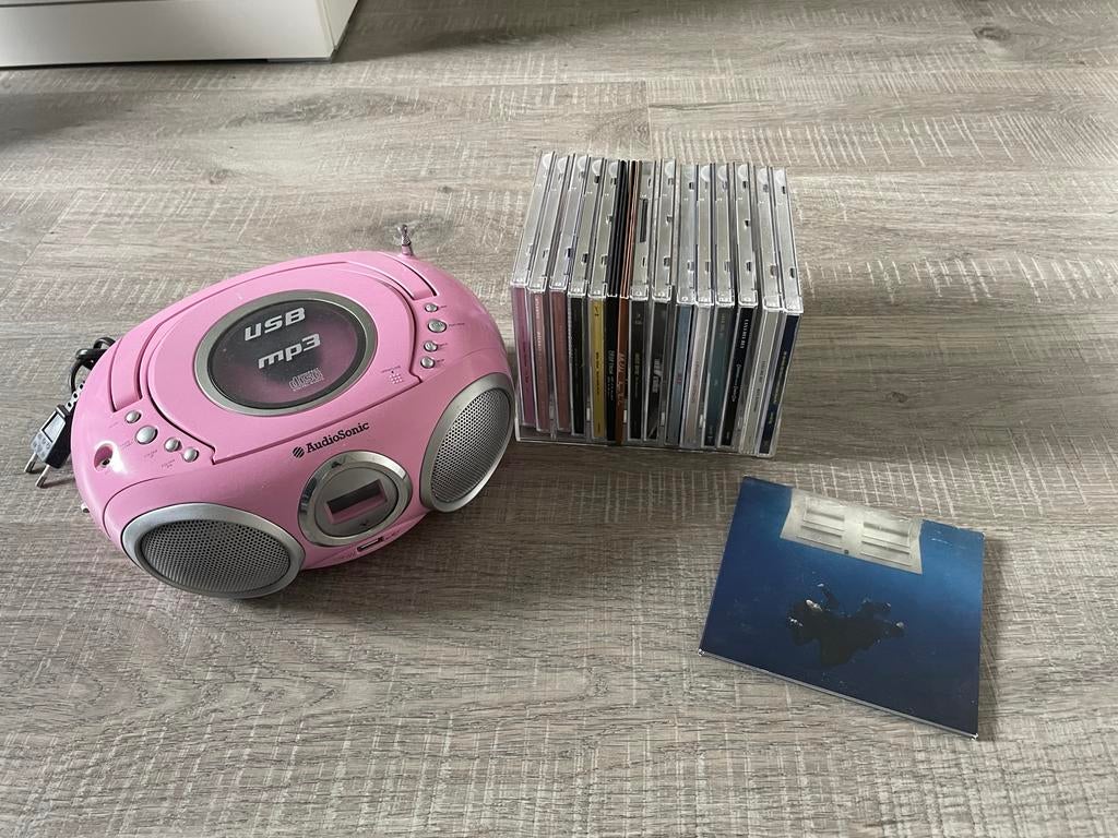 Roze CD-speler met CD's, Ophalen, Gebruikt, Overige merken, Draagbaar