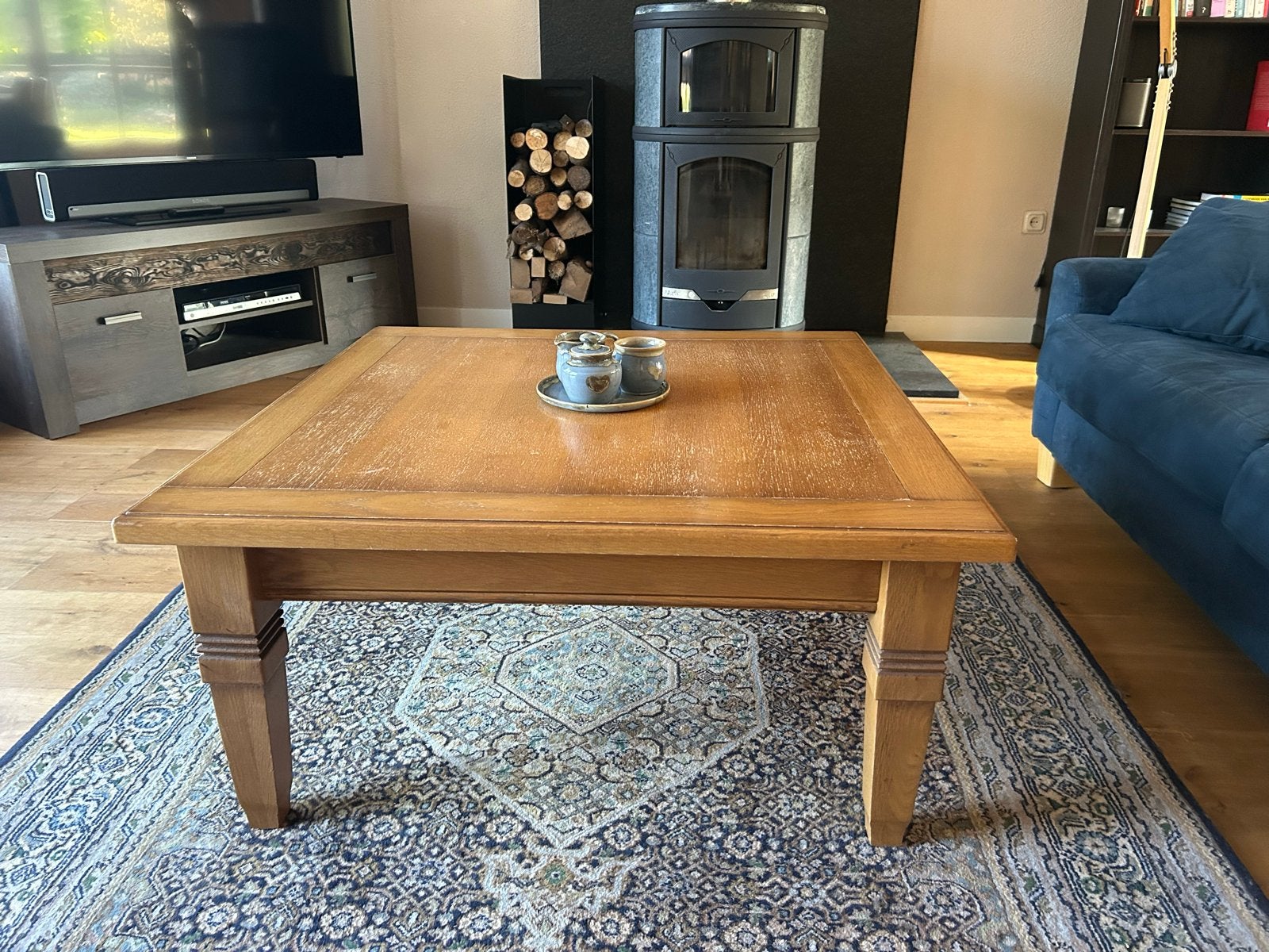 Vierkante salon tafel van blank eikenhout (95x95x46 cm), Huis en Inrichting, Tafels | Salontafels, Ophalen, Gebruikt, 50 tot 100 cm
