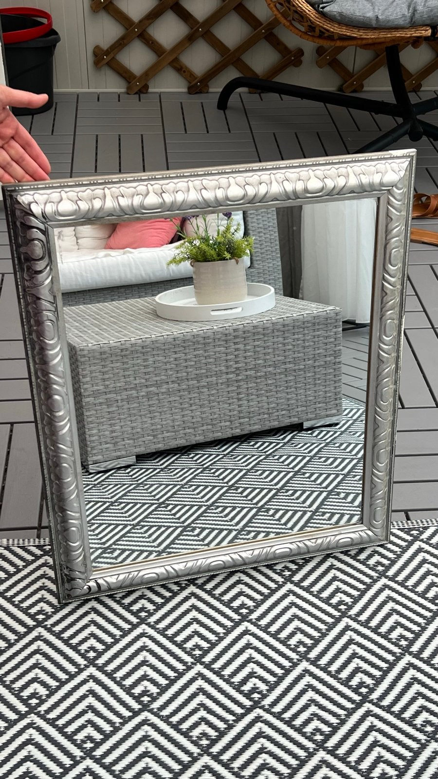 Zilverkleurige spiegel met sierlijke lijst 60x70, Ophalen, Gebruikt, 100 tot 150 cm, Rechthoekig