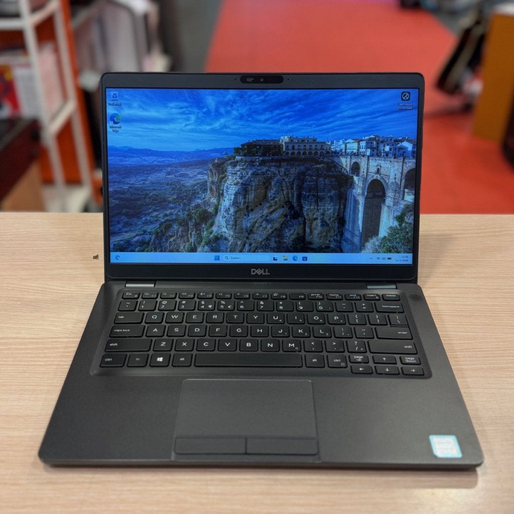 Dell Latitude 5300 8e gen i5 laptop | 8Gb - 128Gb SSD- W11, Dell, Zo goed als nieuw, Support@Dell.com, One Dell Way
Round Rock, TX 78682
United States