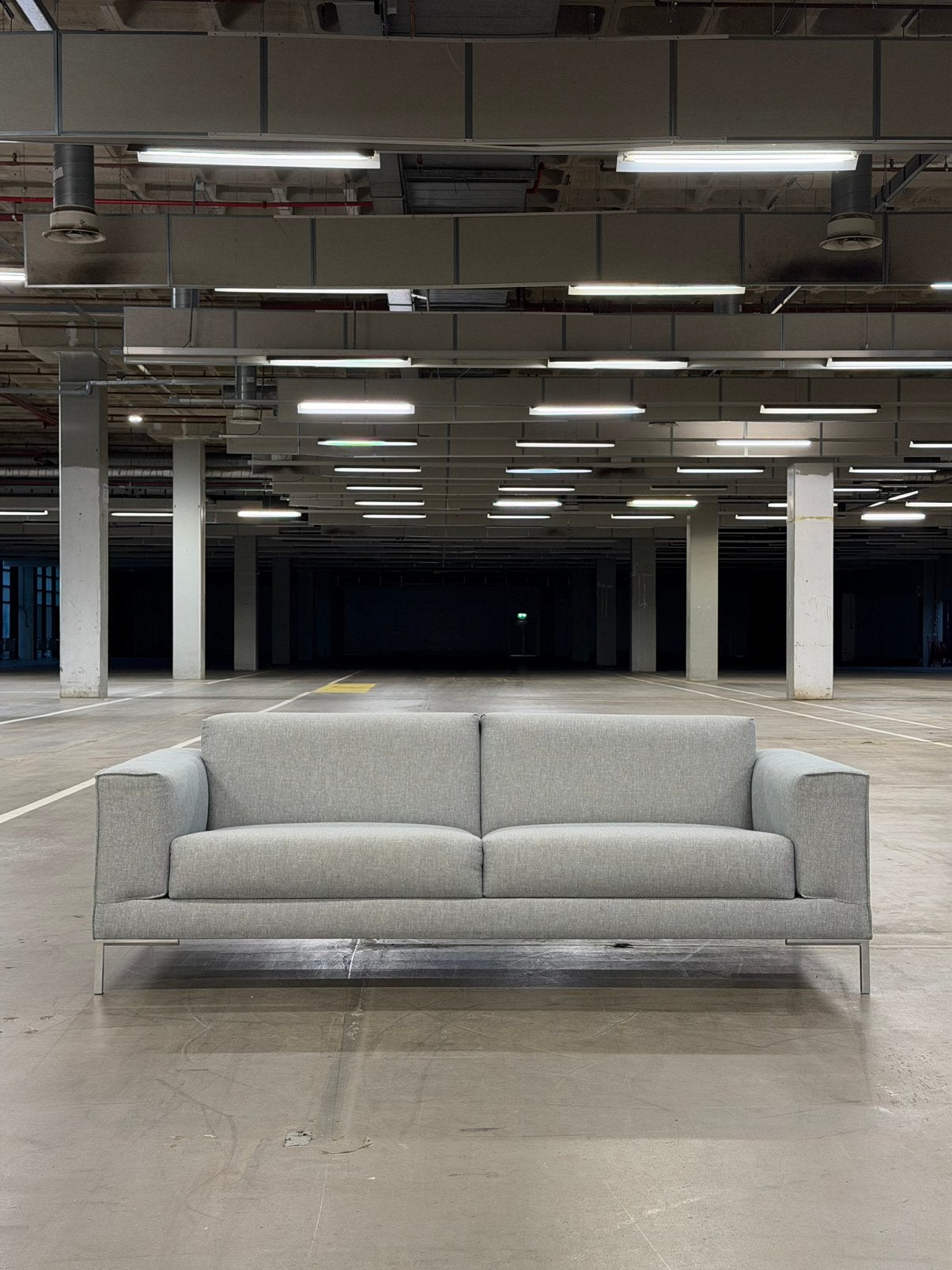Design on Stock Aikon Bank | Kvadrat | NIEUWSTAAT + Garantie, Overige materialen, Driepersoons, 75 tot 100 cm, Ophalen of Verzenden