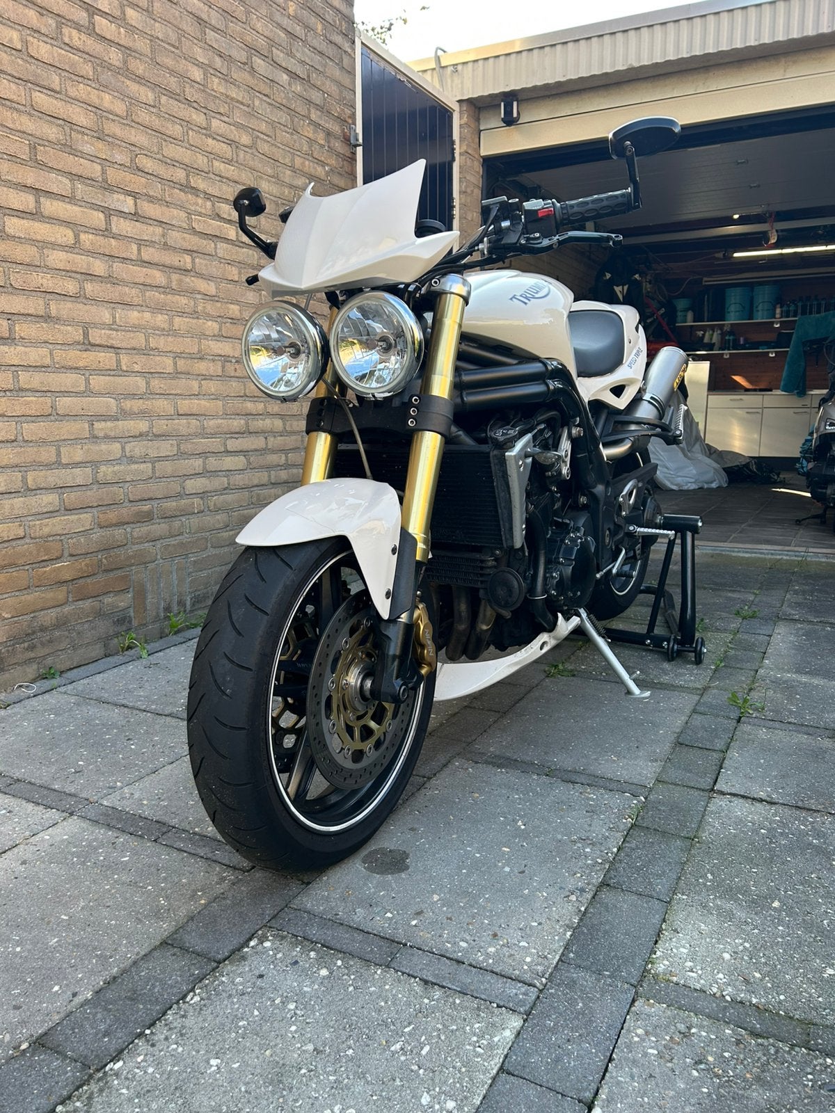 Triumph speed triple 1050, Sportuitlaat, Motorrijbewijs A, Gebruikt, 3 cilinders