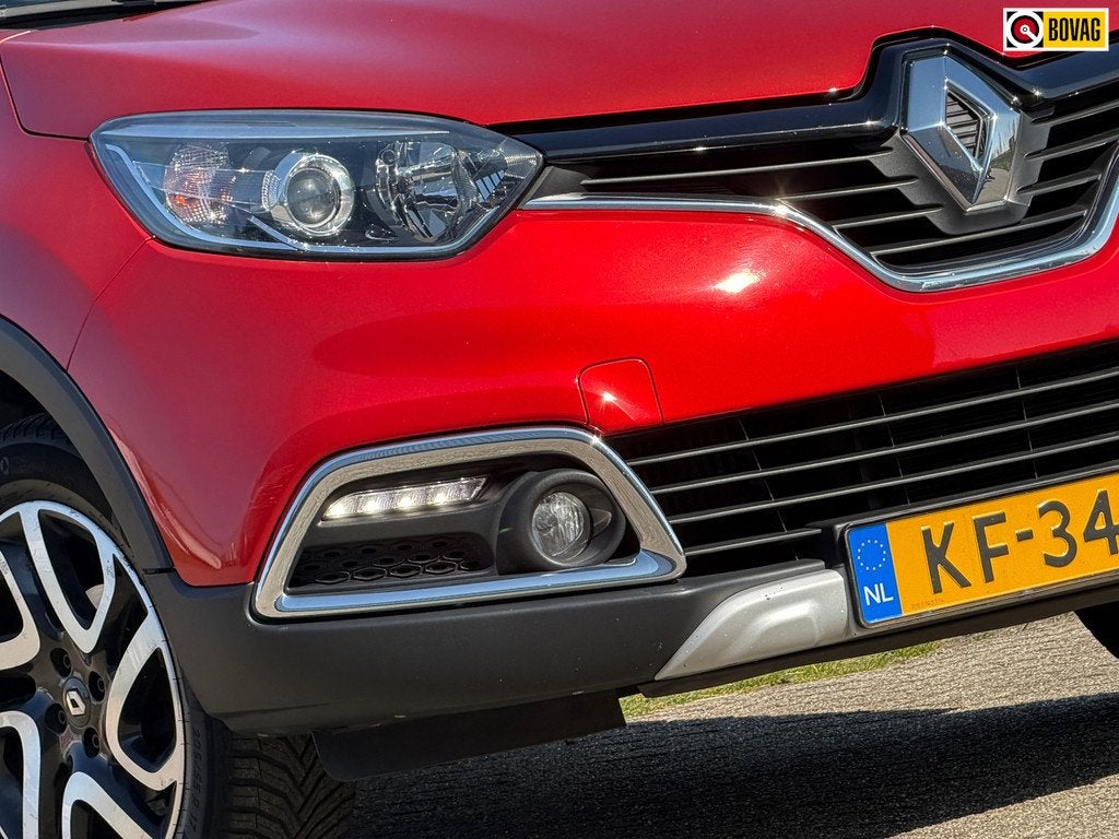 Renault Captur 0.9 TCe Xmod - Rouge Flamme/Noir Etoile - Top, Voorwielaandrijving, 898 cc, Gebruikt, 49 €/maand