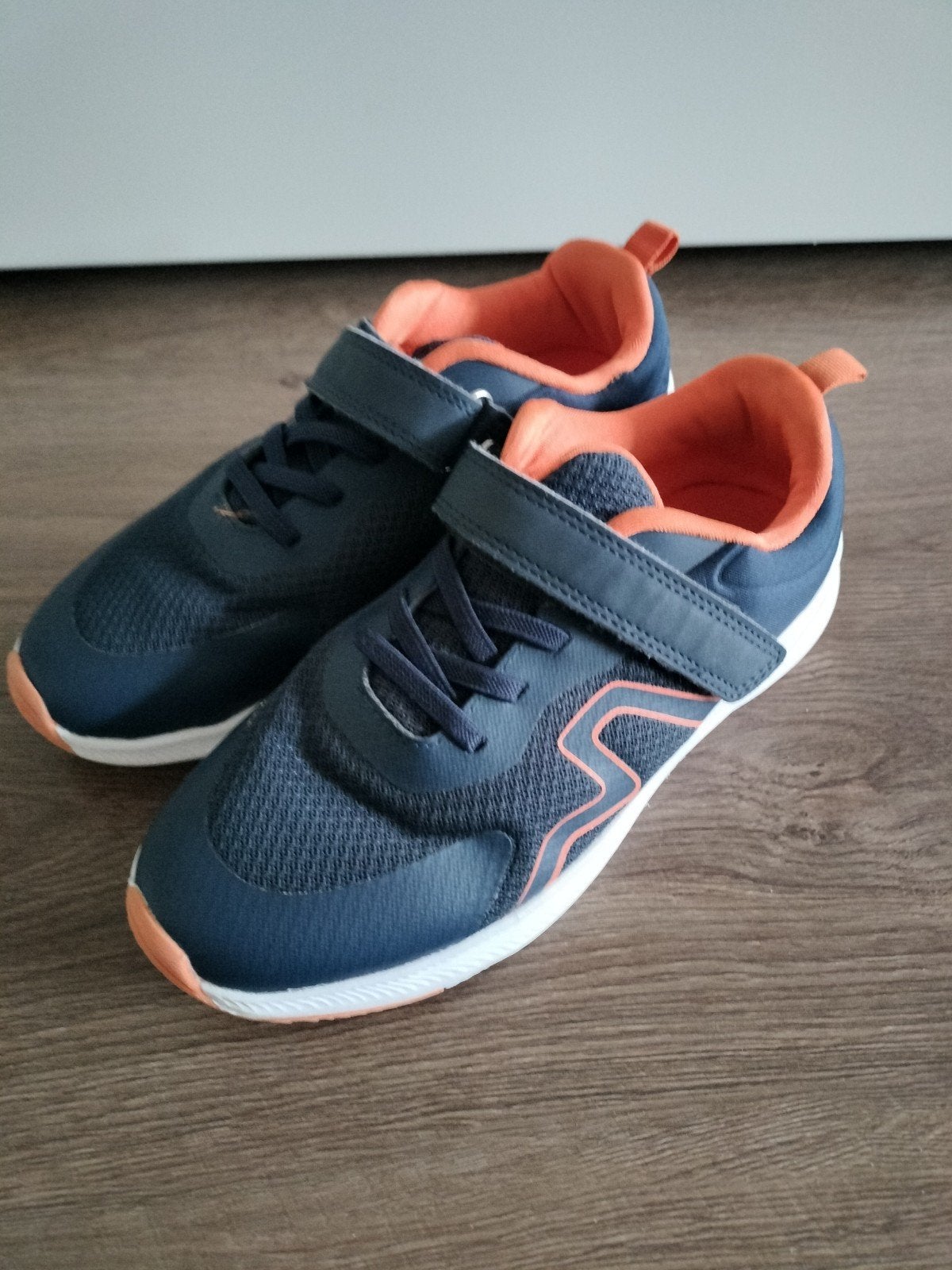 Gymschoenen maat 35, Ophalen, Sportschoenen, Osaga, Zo goed als nieuw
