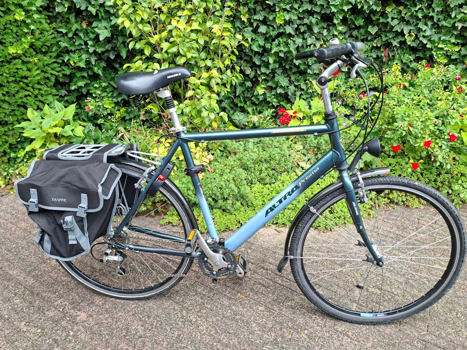Altra Prisma Hybride Trekkingfiets - Gebruikt, 28 inch, 53 tot 56 cm, Velgrem, Zo goed als nieuw