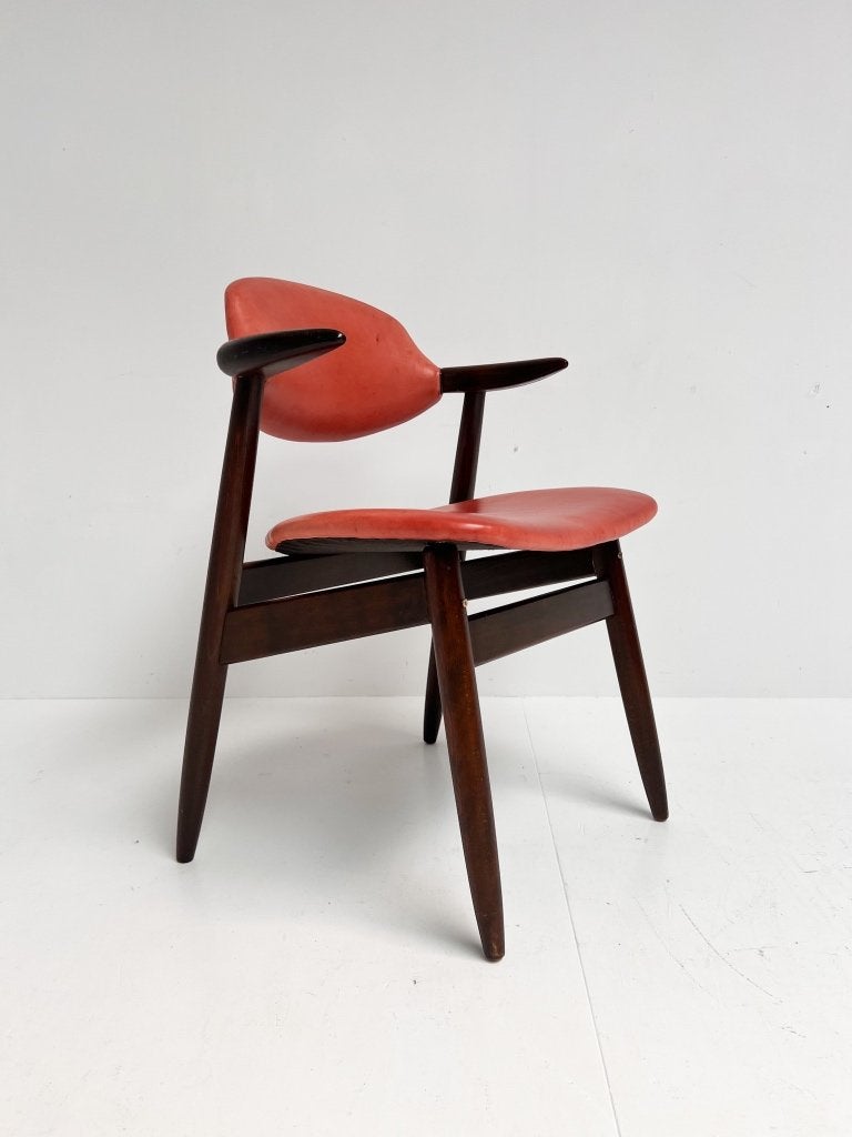 Roodkleurige lederen cowhorn chair ter renovatie, 1970’s, Gebruikt, Minder dan 75 cm, Vintage, Ophalen of Verzenden