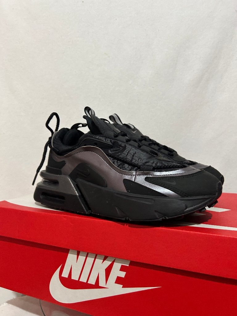 NIEUW! Maat 40 - Nike Air Max Furyosa Metallic Dark Grey, Kleding | Dames, Verzenden, Nike, Nieuw, Sneakers of Gympen