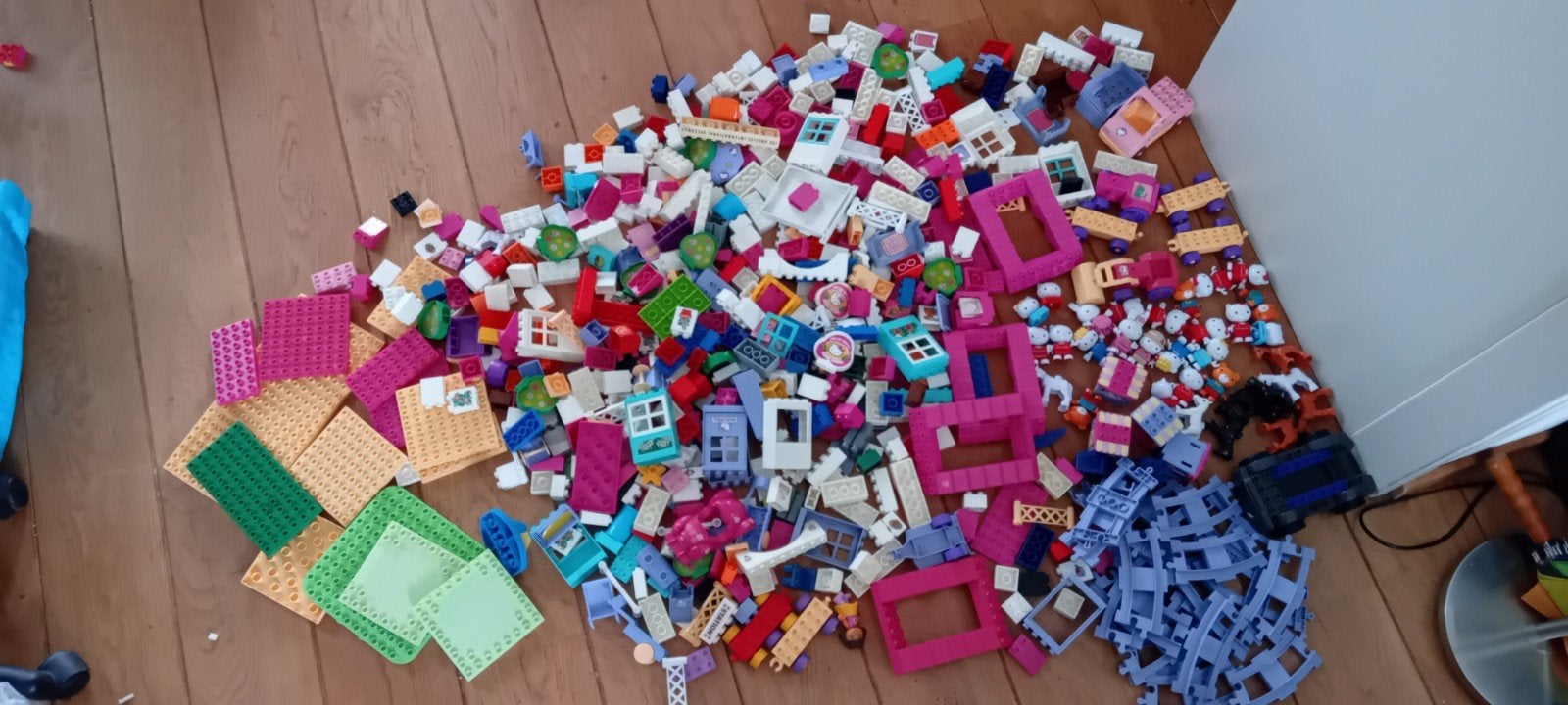 Bouwstenen, Unico, past op Duplo. Hello Kitty, Ophalen of Verzenden