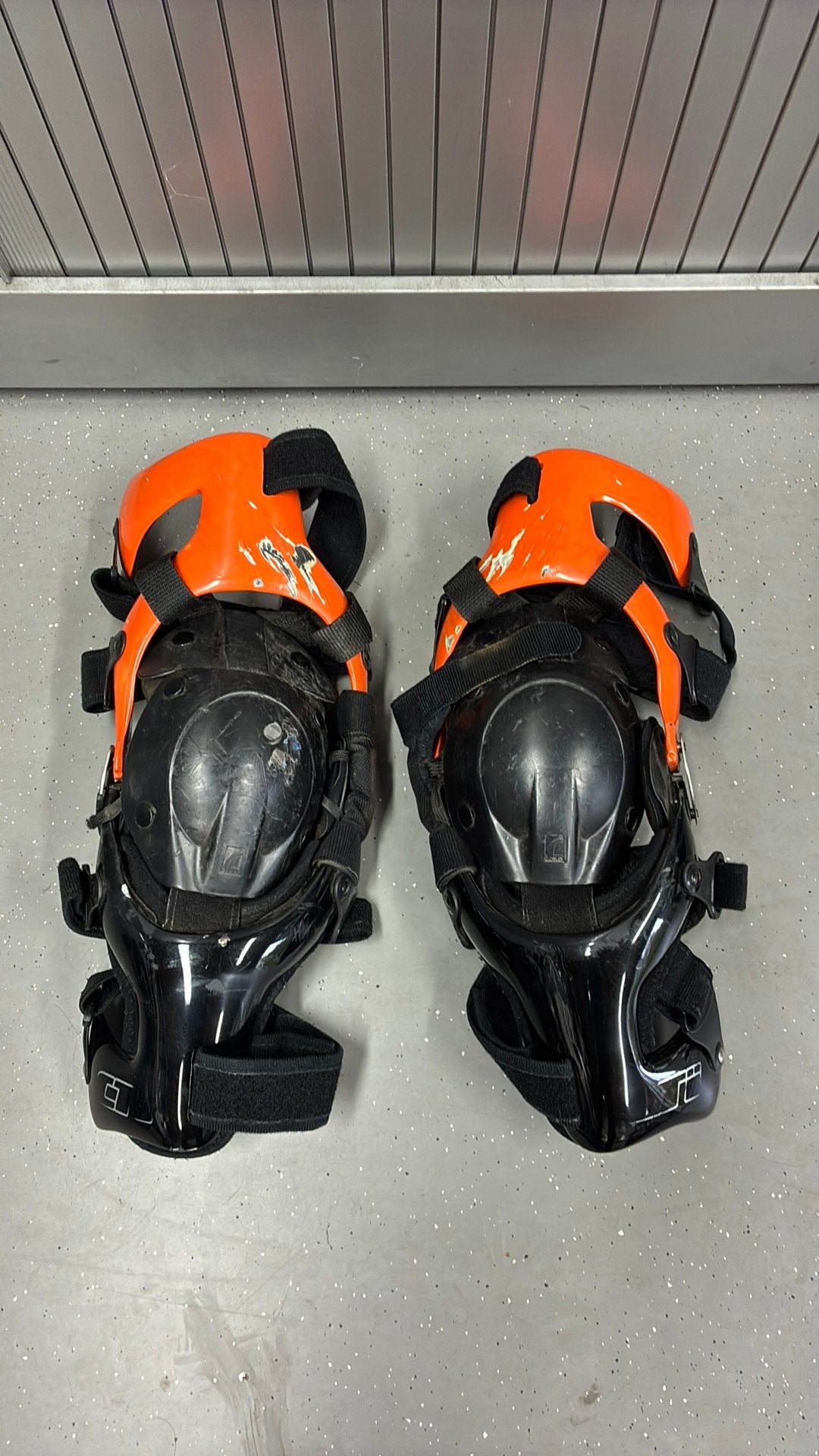 CTI KnieBraces, Ophalen, Tweedehands