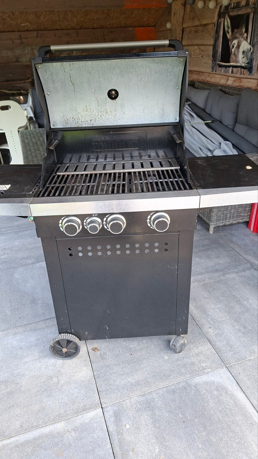 Nette BBQ op gas. werkt nog perfect!, Ophalen, Gebruikt