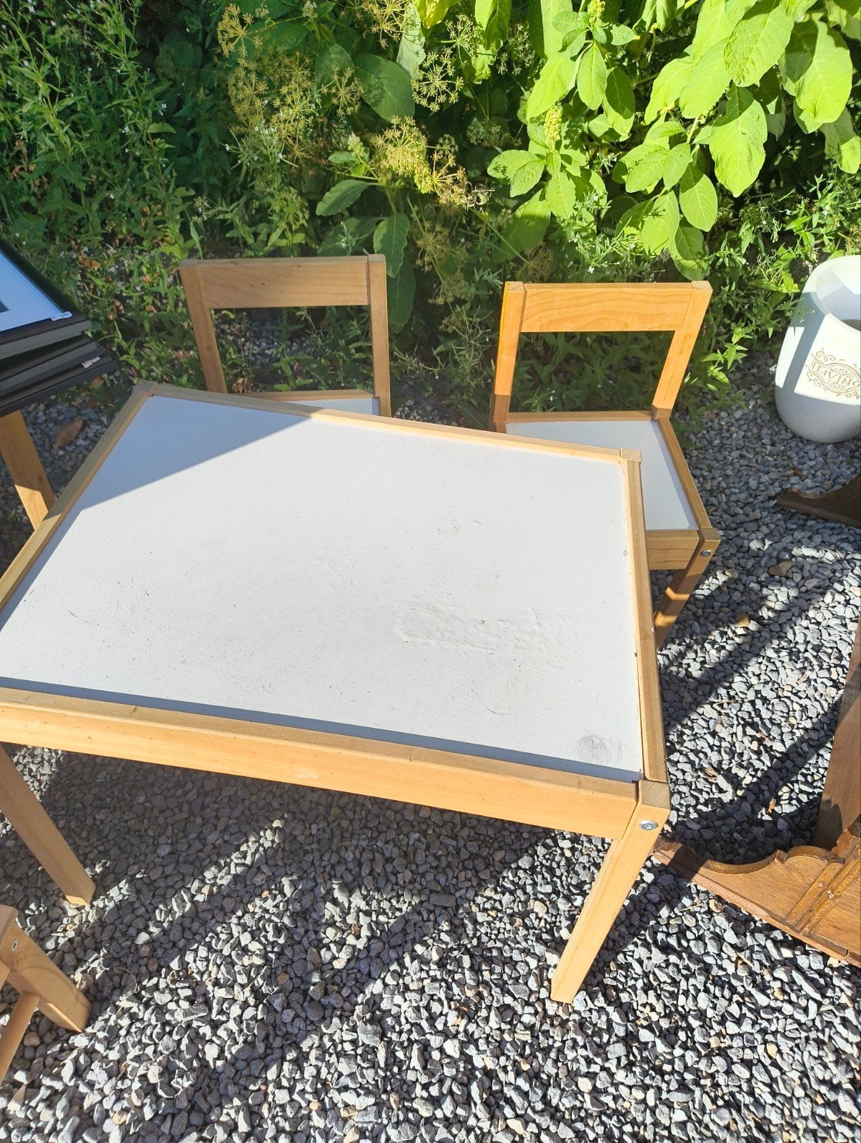 Houten kinderzitje met tafel en twee stoelen, Ophalen, Gebruikt, Tafel(s) en Stoel(en)