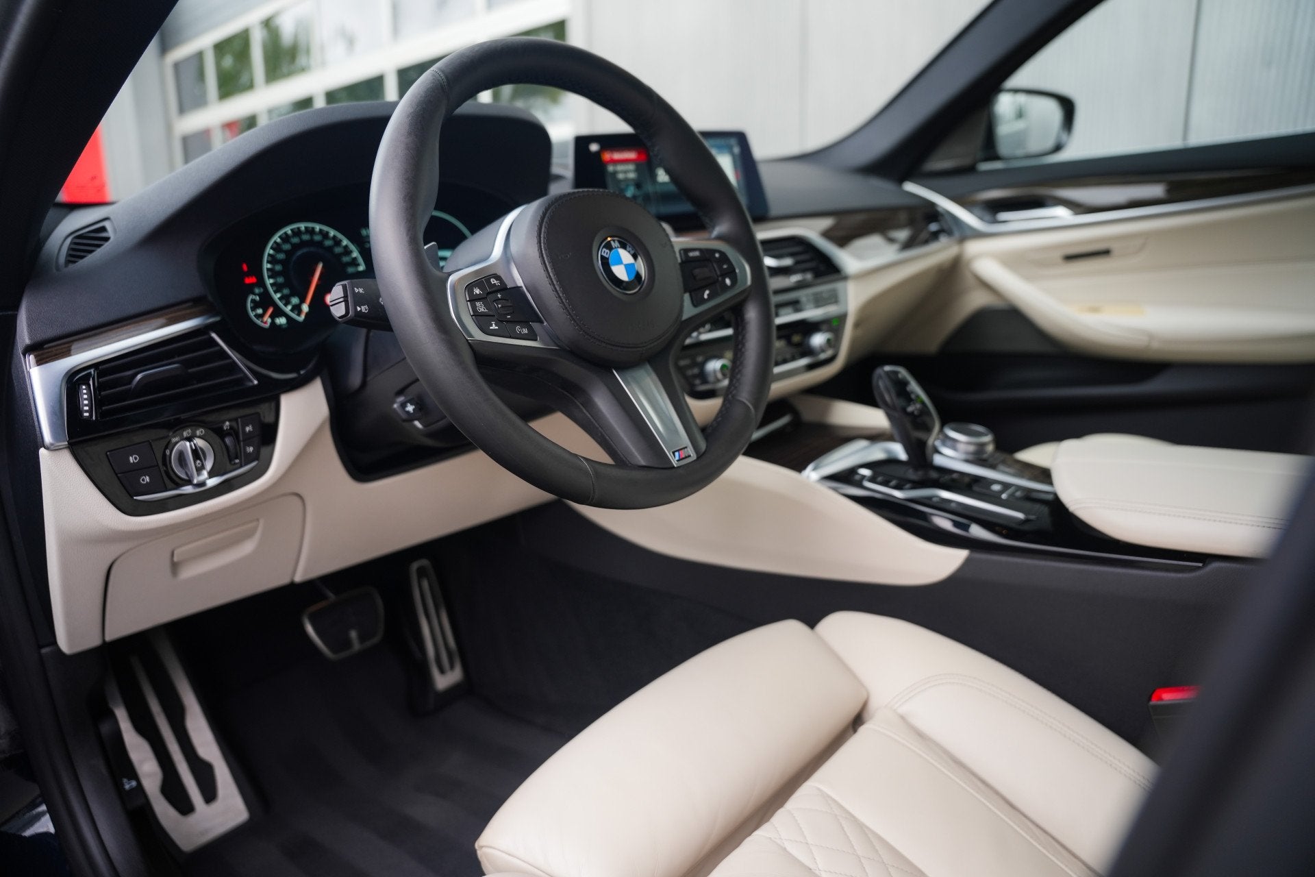 BMW 5 Serie Touring 530i 252 pk High Executive Edition M-Spo, Auto's, Automaat, Achterwielaandrijving, Gebruikt, 4 cilinders
