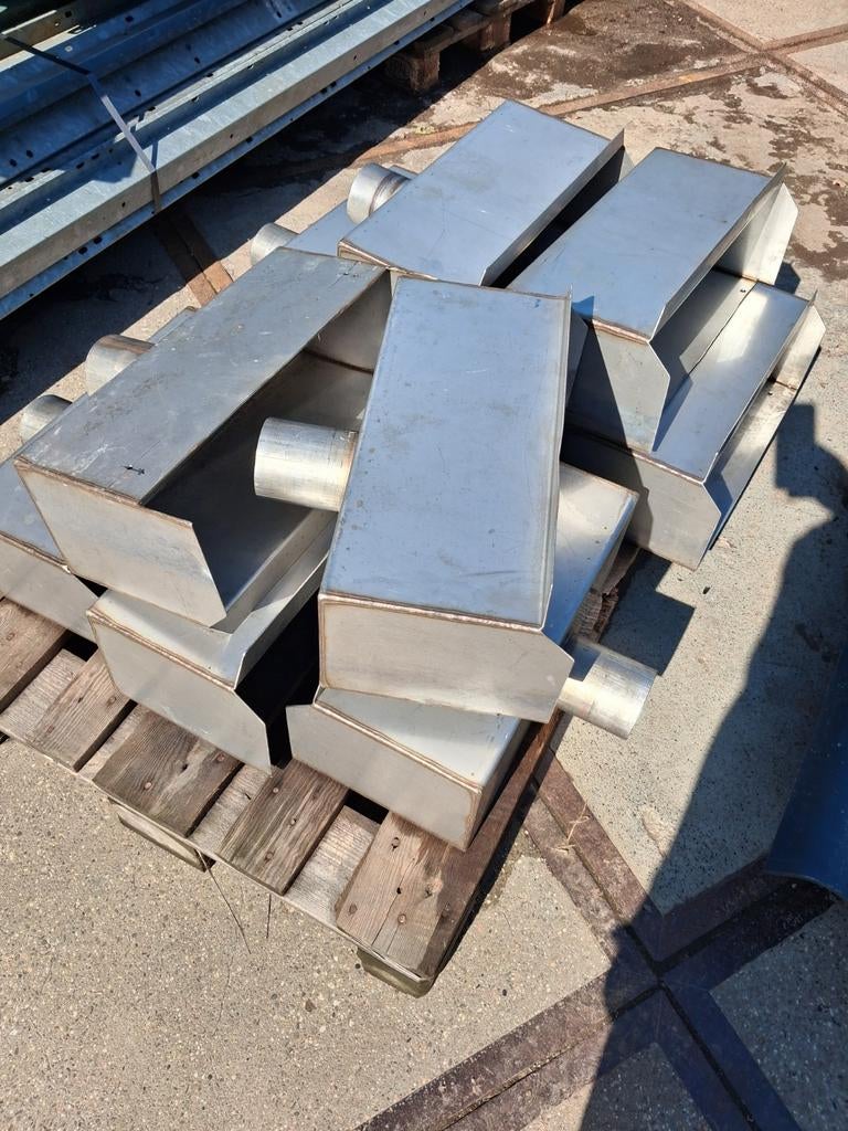 Rvs vergaar bakken, Doe-het-zelf en Verbouw, Metalen, Ophalen of Verzenden, Overige metalen