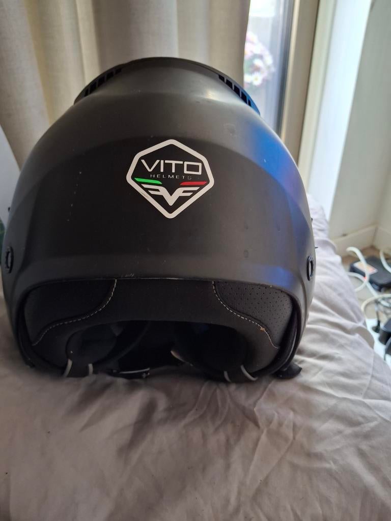 Vito helm zwart, Ophalen, Zo goed als nieuw