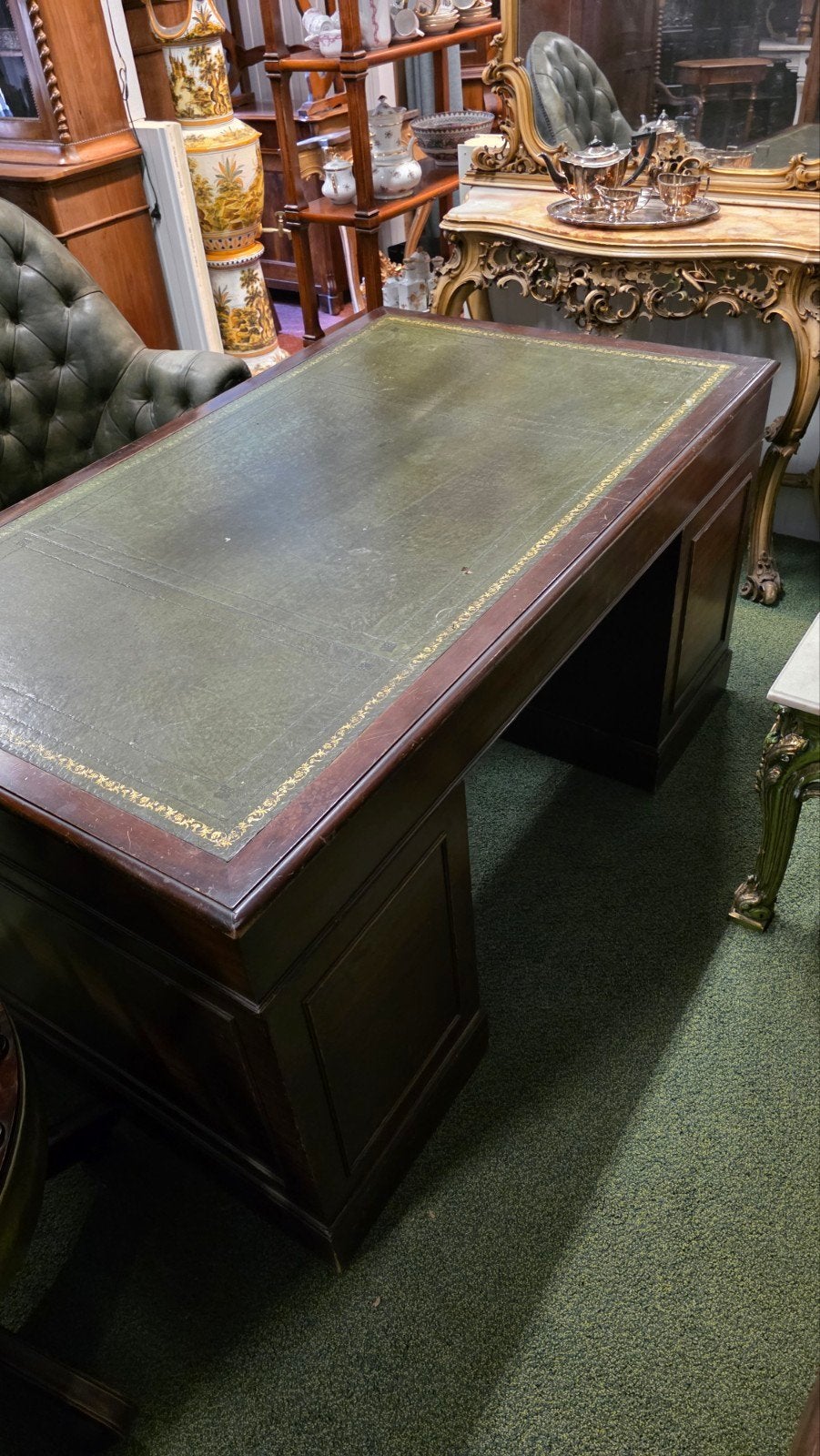 complete chesterfield kantoor inrichting, Ophalen